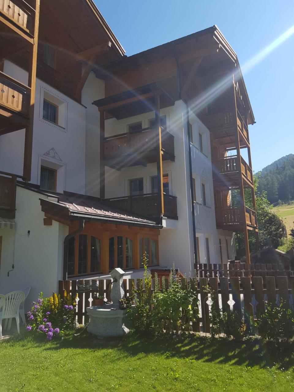Apart-Garni Motnaida Samnaun Exteriör bild