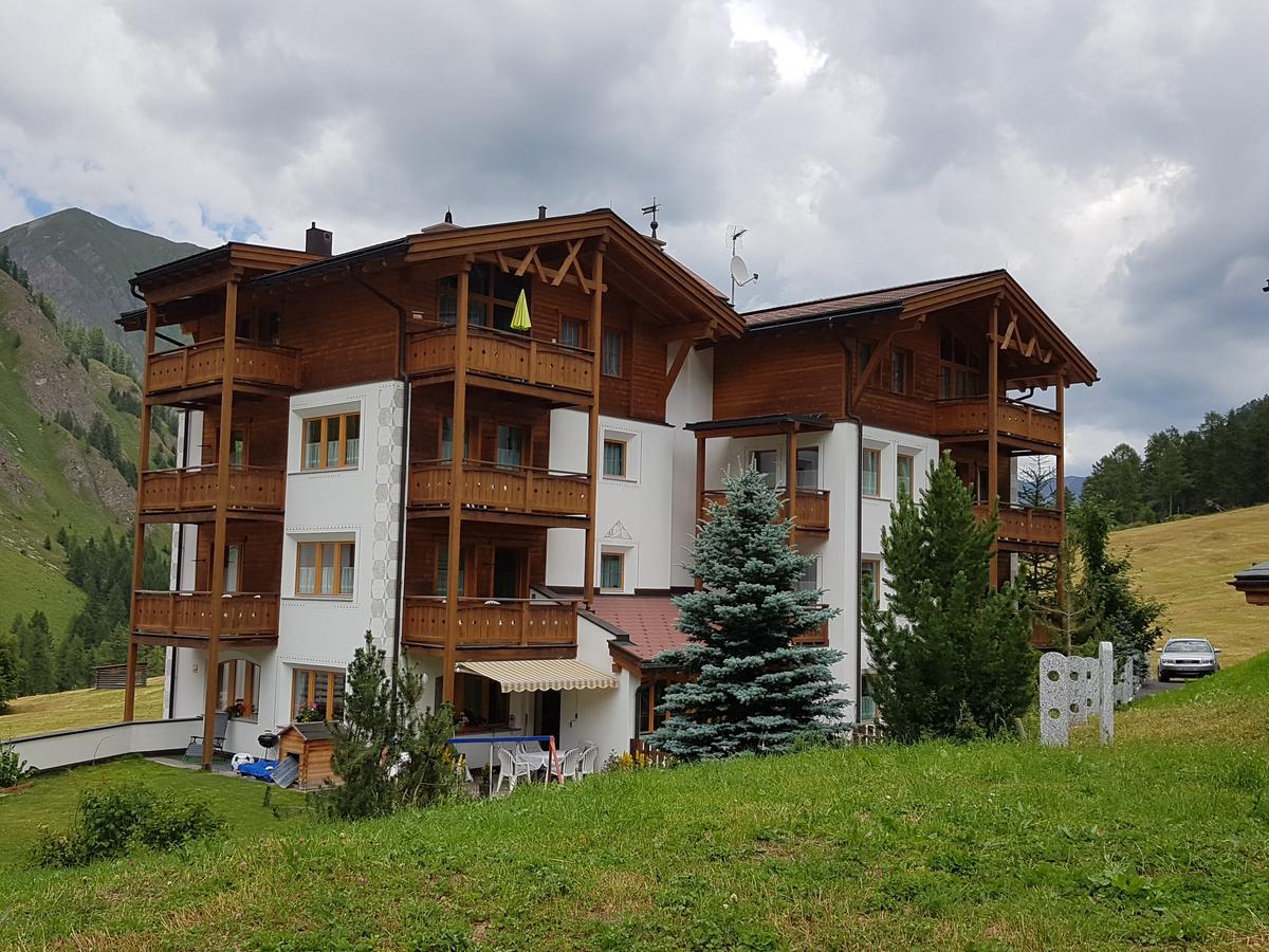 Apart-Garni Motnaida Samnaun Exteriör bild